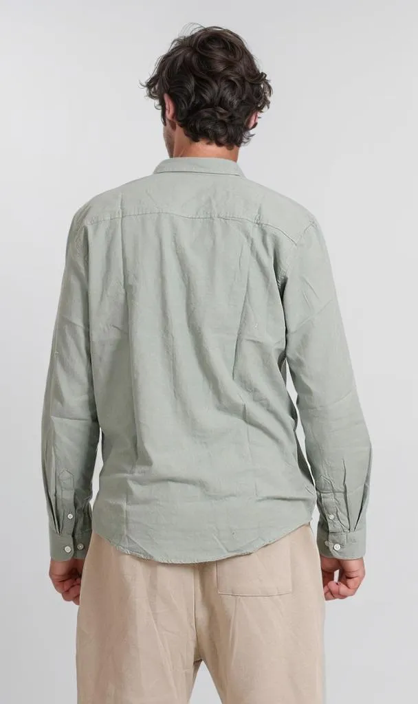 R206394 -Light Green Button-Up Shirt